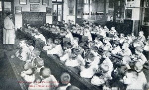 Barcelona  Casa Provincial de Caridad. Niños (Clase superior) Impr. Casa Caridad (Principios siglo XX) 12 € 