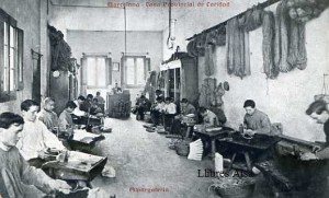 Barcelona Casa Provincial de Caridad Alpargatería Ed. Impr. Casa de  Caridad s/d principis segle XX 25 €   