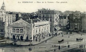 Perpignan Place de la Victoire Vue Générale . Edit Berdagué Mary Bernard.  s/d anys 10del segle XX 18 € 
