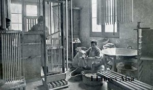 Barcelona Casa Provincial de Caridad  Cerería Principios siglo XX 25 €