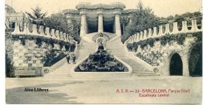 Barcelona 33  Parque Güell Escalinata Central ATV. Ed. Ángel Toldrá Viazo Barcelona Blanco y Negro s/f principios siglo XX , 20 € 