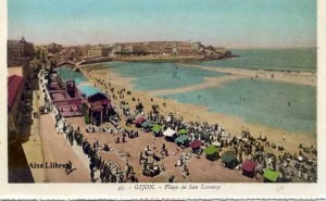 Gijón 43 Playa de San Lorenzo ed. L. Roisin fot. Barcelona s/f principios siglo XX a color con ventanilla 30 € 