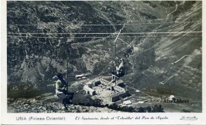 Uria (Pirineo Oriental ) El Santuario,  desde el –Telesilla- del Pico de Aguilas fotográfica con ventanilla fechada en el dorso 8 -12-1952,  12 € 