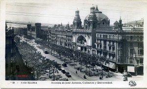 Postal  Barcelona 80 Avenida de José Antonio, Coliseum y Universidad. Ed. Oriol s/f   con ventanilla 1929 probablemente  12 € 