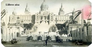 Barcelona Exposición  Universal 1929 escrita al dorso recortada por los cuatro cantos  fuentes Palacio Nacional  3 €