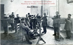 Barcelona Casa Provincial de Caridad  Academia de Música Instrumentos de cuerda. Impr. Casa Caridad (Principios siglo XX) 12 € 