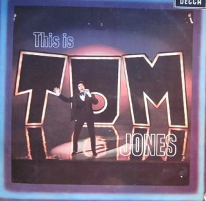 This is  Tom Jones  10 €